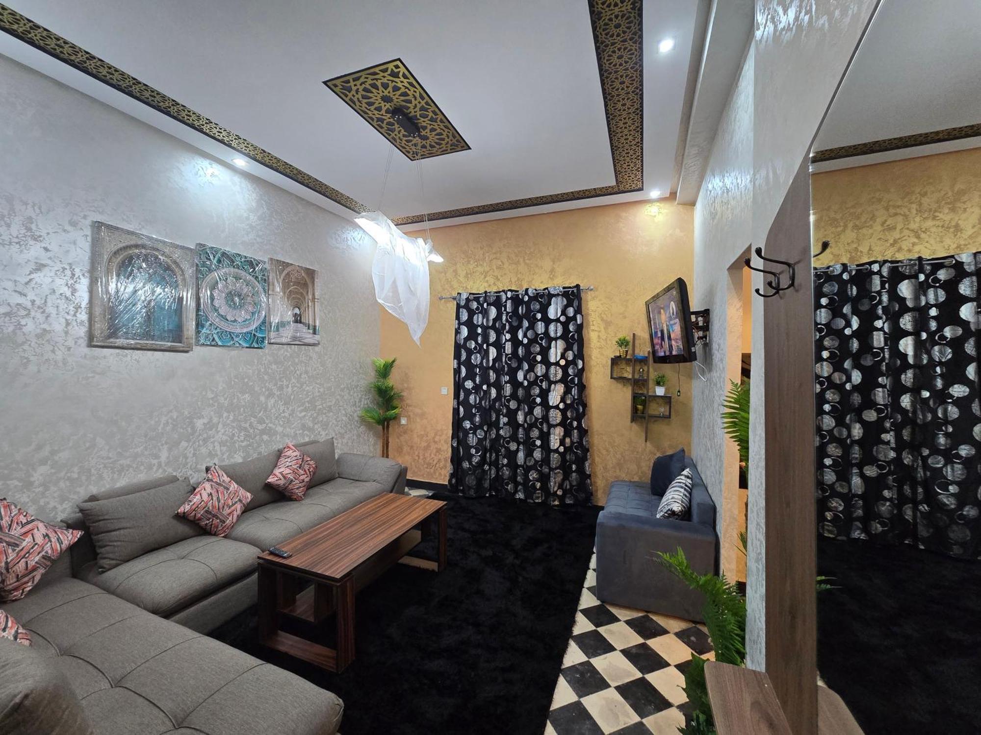 Centre Ville Plage Avec 1 Seule Chambre 3 Pieces Au Total Pour Famille Ou Personnes Serieuses El Yadida Exterior foto